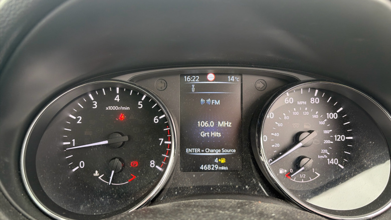 Nissan Qashqai 1.2 DiG-T N-Connecta 5dr Petrol Hatchback